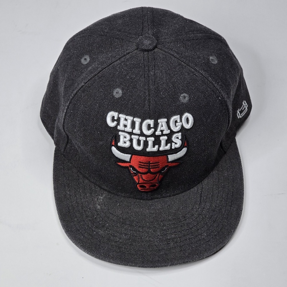Vintage 90s Ultra Game Chicago Bulls Hat Embroidered Red Snapback NBA Cotton‎